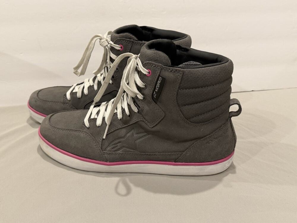 Alpinestars Waterproof Motorcycle Riding Shoes Women’s US 11 Gray Pink High Top